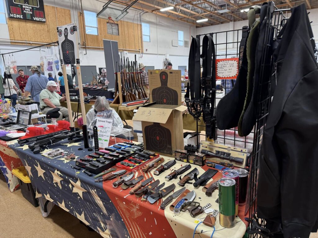 American Dream Gun Show - Galley