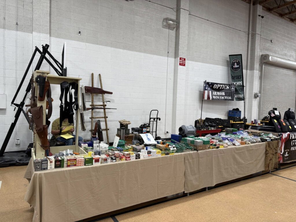 American Dream Gun Show - Galley