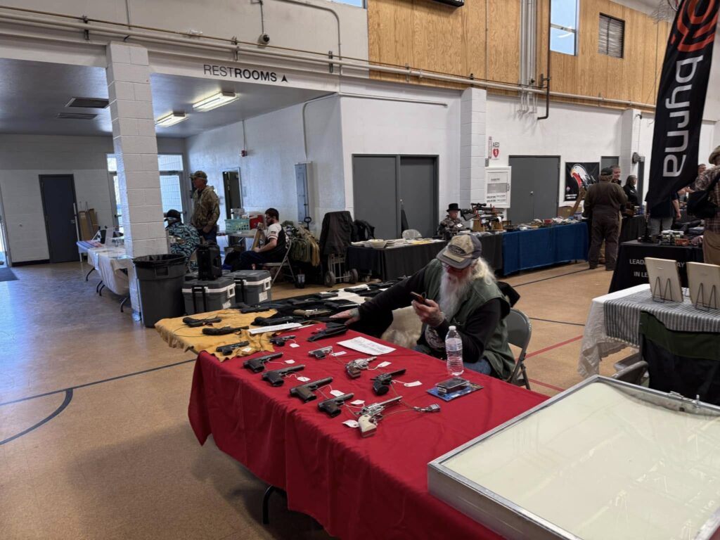 American Dream Gun Show - Galley